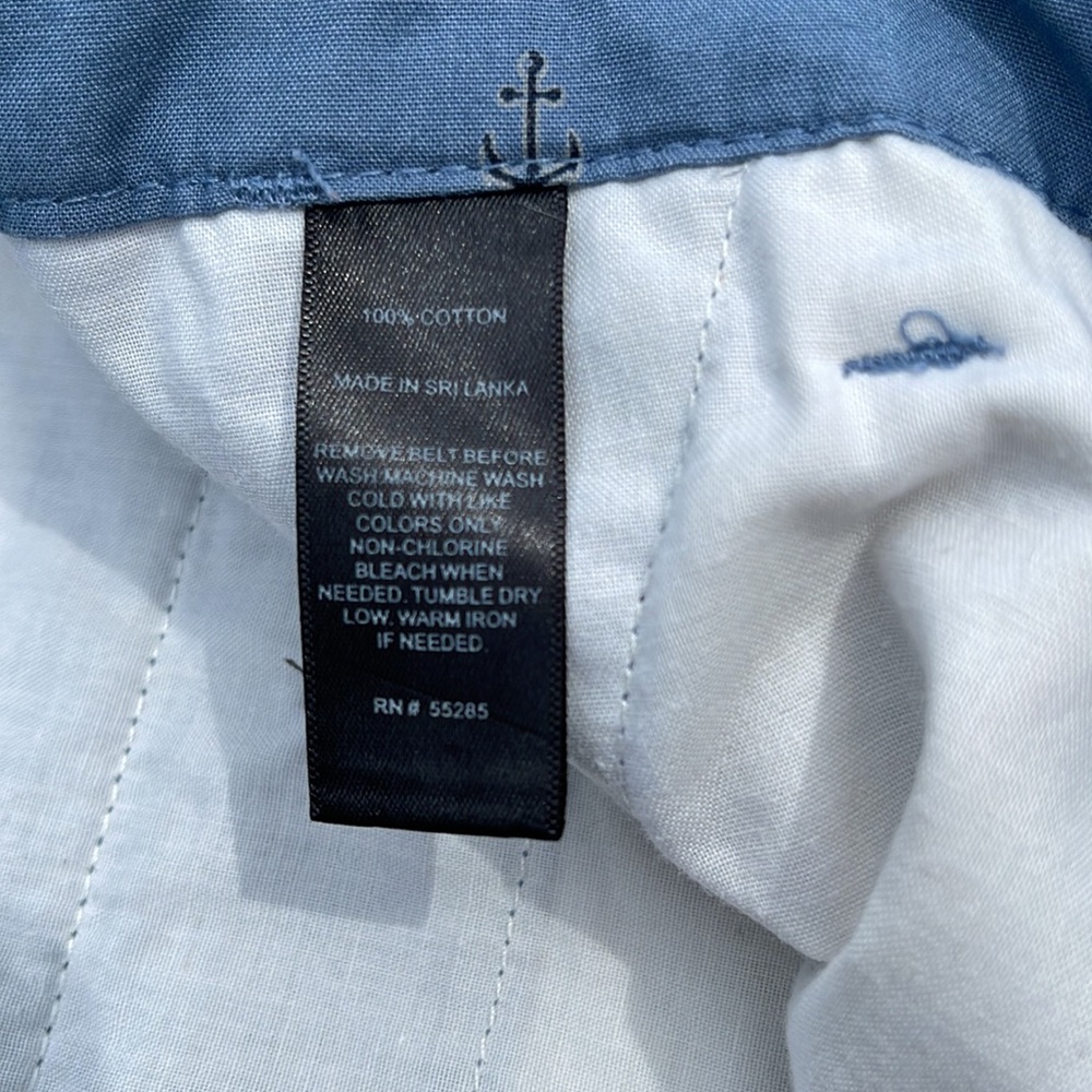 Express Shorts - Picture 10 of 10